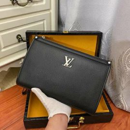Picture of LV Wallets _SKUfw135967420fw